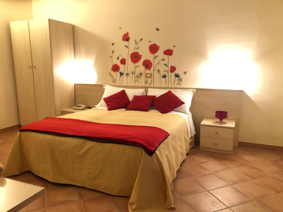 Hotel Di Rocco Loreto Aprutino Dış mekan fotoğraf