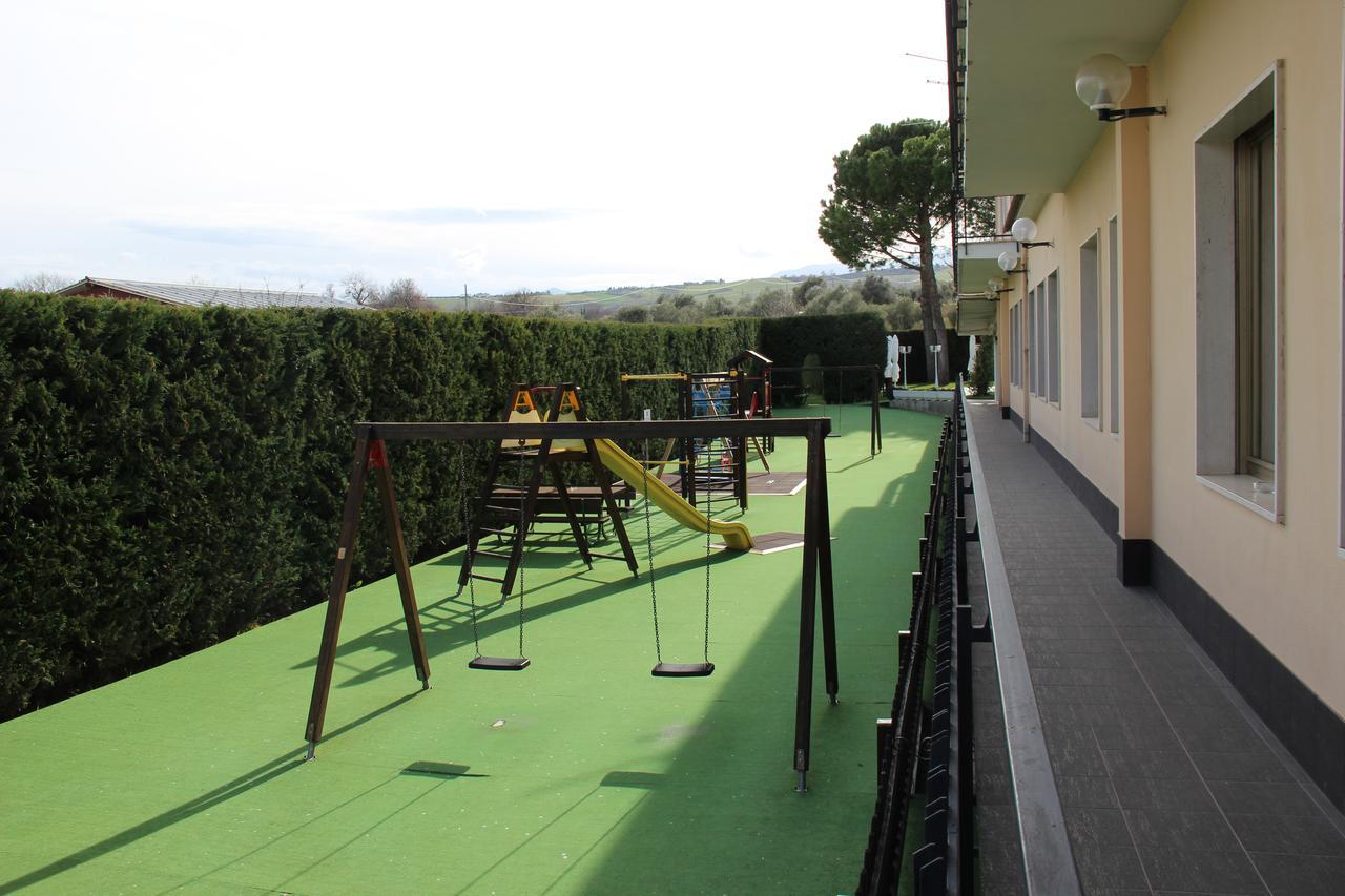 Hotel Di Rocco Loreto Aprutino Dış mekan fotoğraf